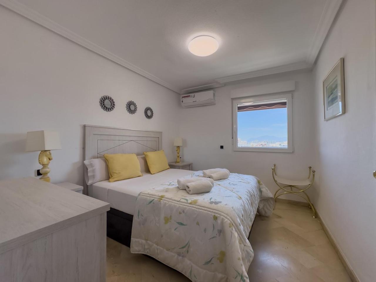 Parque Three Bedroom Apartament *